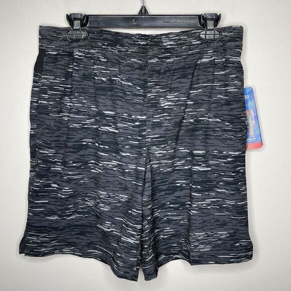 SPEEDO Shorts Mens Medium 32/34 Tech Volley NEW Anti-Chafe Lined Swimwear - Picture 1 of 8